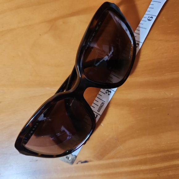Prada Brown Tortoise Havana Sunglasses☀️⛅❄️ - Picture 11 of 12